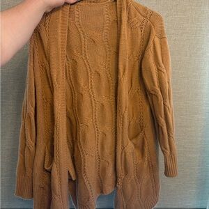 Cozy Cable Knit Sweater - Tan